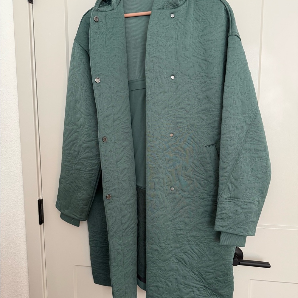 Lululemon Chic Green Jacquard Coat